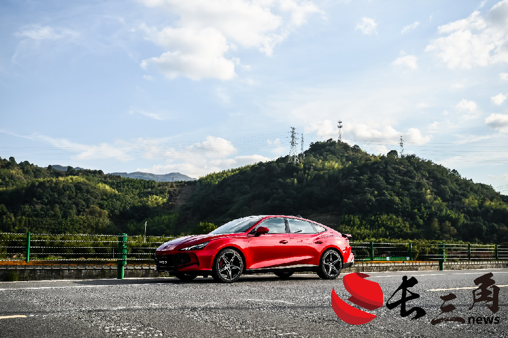 上汽俞經民：加快實現“油電平權” 2025年MG將推出4款新車