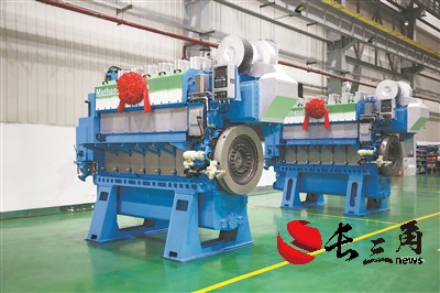 船用中速機“喝上”高純度甲醇 我國首型甲醇燃料船用中速機正式交付
